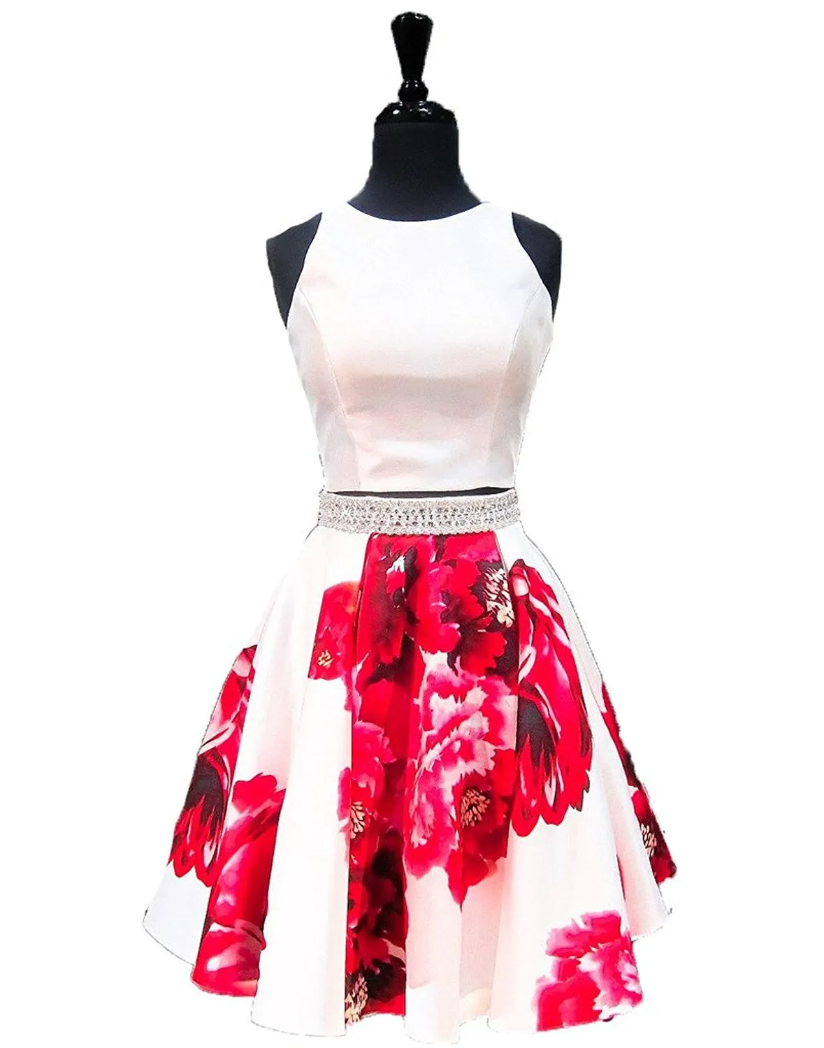 Whte  V-Neck Short Homecoming Dresses